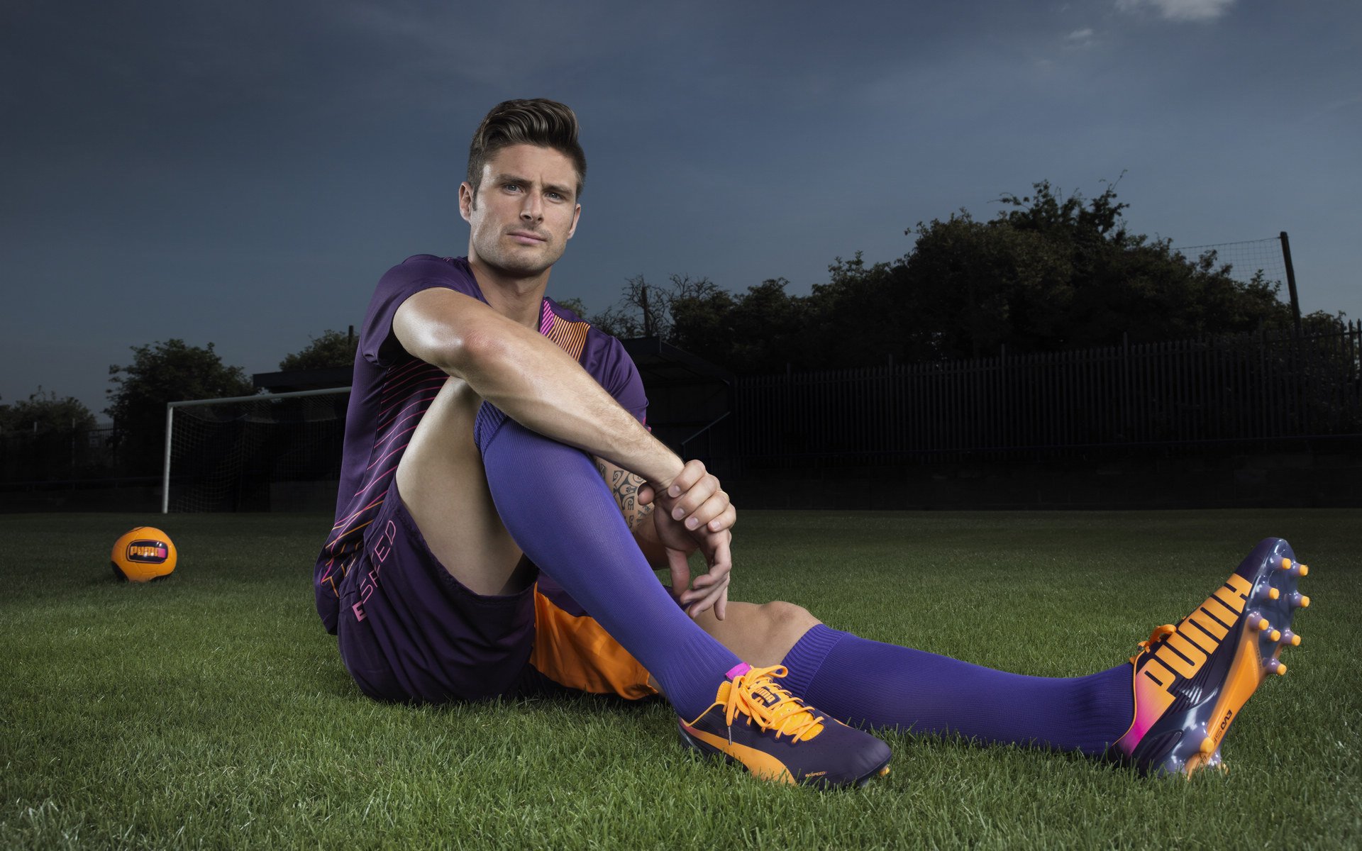 冰与火的对决，格列兹曼关键节点连续得分，挪威与冰岛的北欧足球启示录