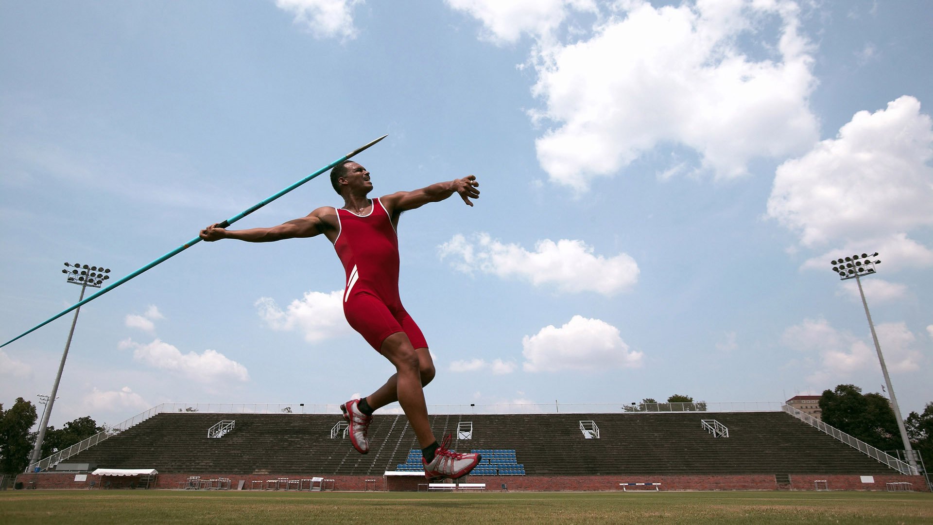 拉文化身黄蜂无解方程式,步行者防线在他面前形同虚设